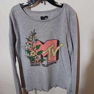 Girls, large long sleeve MTV shirt